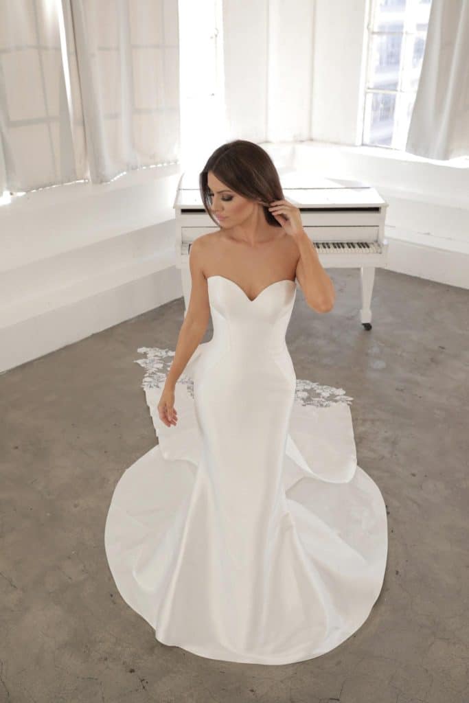 Stunning Wedding Gowns | MIMI TOKO