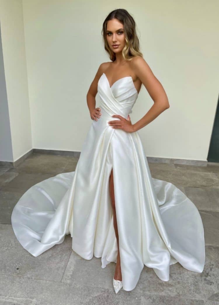 Mimi Toko Bridal Boutique Derby - Wedding Dresses and Bridal Gowns