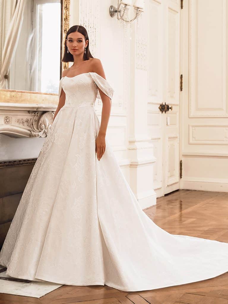 25_Elysee_FREDERIQUE_Sleeves_Fro3_Web